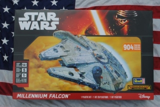 REV85-5093 MILLENIUM FALCON STAR WARS